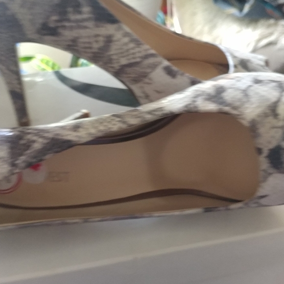 Real Snakeskin Peep toe Heels - Picture 4 of 4